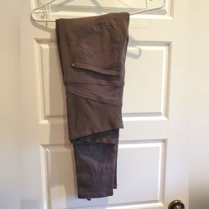 ❤️‍🔥4 for $20! H&M maternity jeans